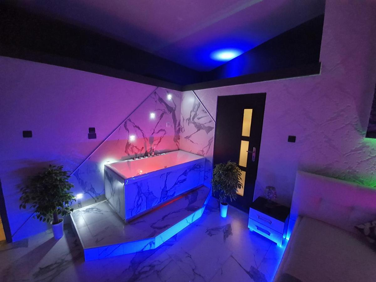 Magic Apartments Краков Экстерьер фото