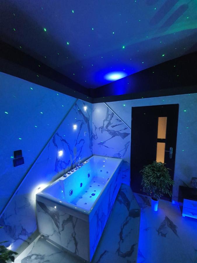 Magic Apartments Краков Экстерьер фото